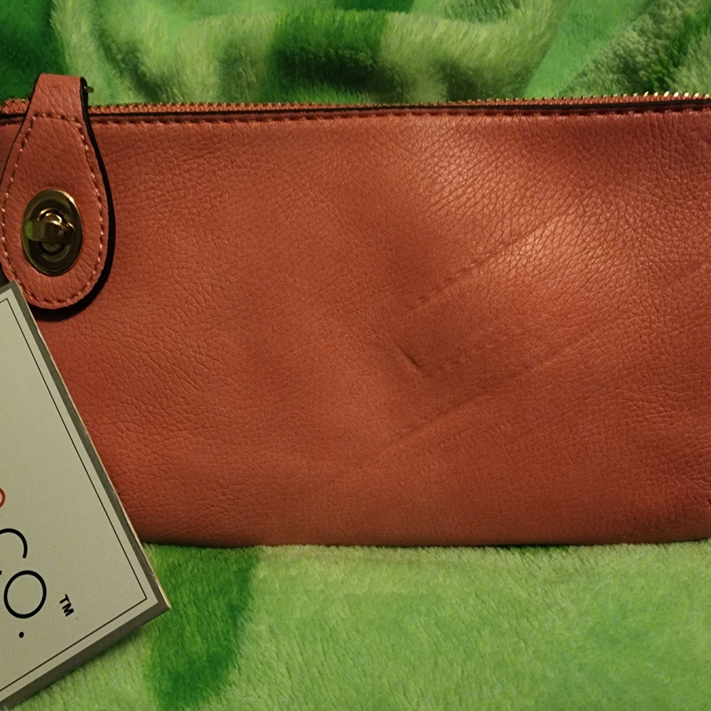 💥NEW Coral Crossbody
